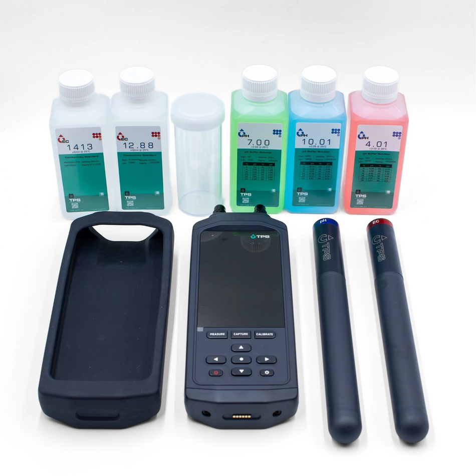 Ranger 3-port Kit with 1m pH/EC Sensors, Buffers, Standards & Protective Sleeve - RG813-1211322