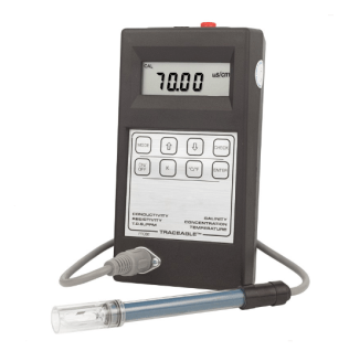 Traceable Portable Conductivity Meter