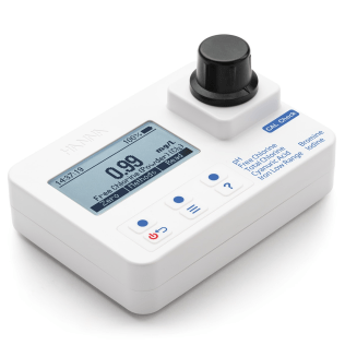 Bromine, Chlorine, Cyanuric Acid, Iodine, Iron, and pH Portable Photometer with CAL Check - IC-HI97101