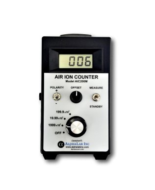 Air Ion Counter (200 million ions/cc)